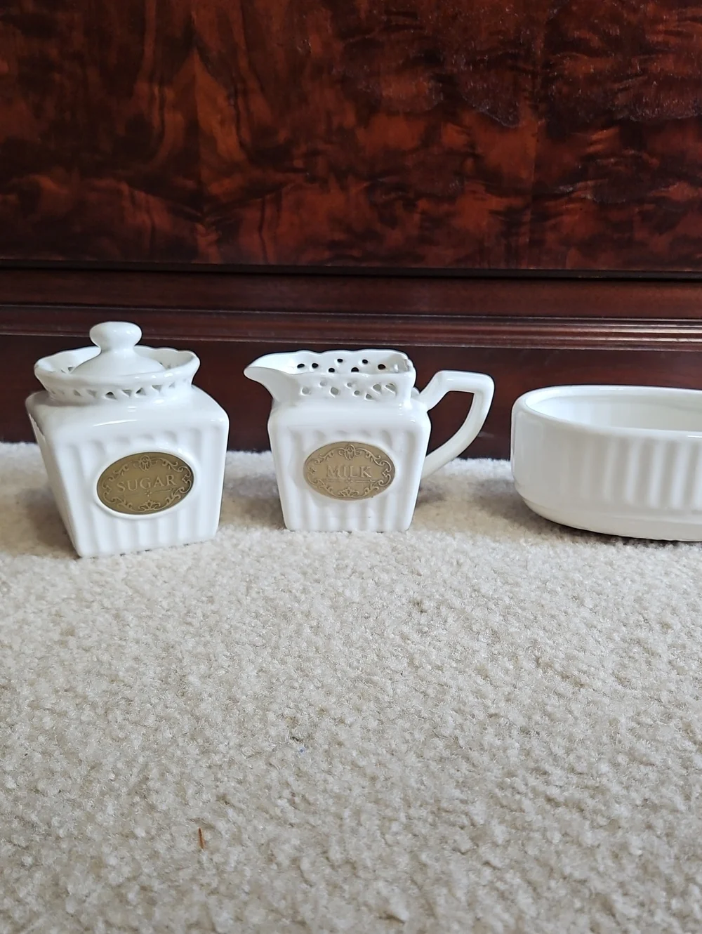 White Ceramic Milk & Sugar Set with Gold Accent - Elegant Home Kitchen Storage